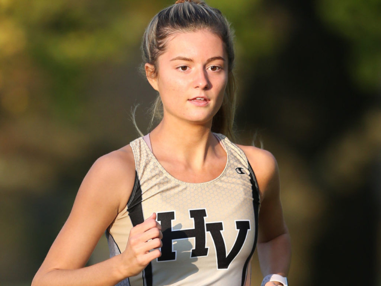Paige Dumont sets the stage for Hopewell Valley cross country