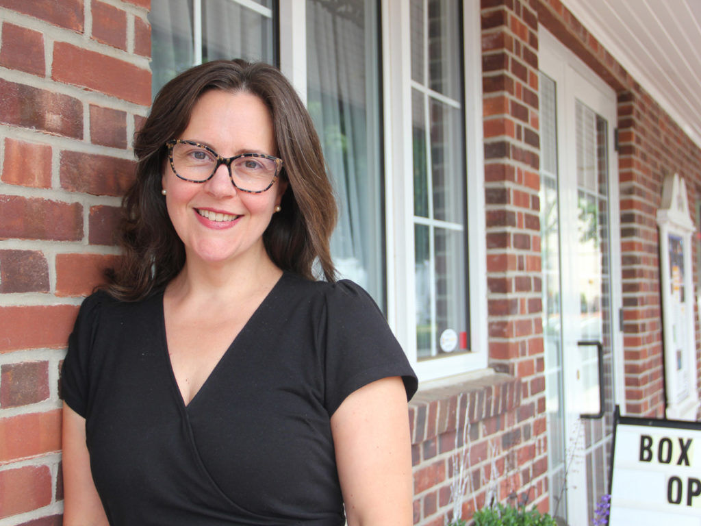 SaraScully_PhotoCreditKendraThatcher