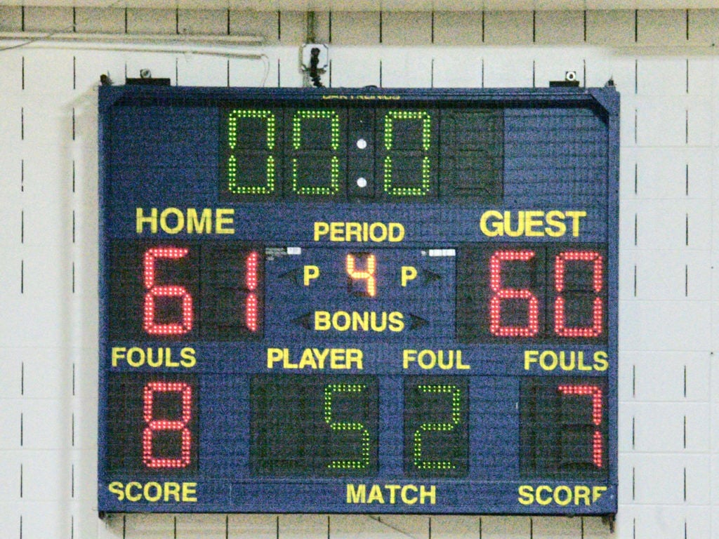 Nottingham’s Chris Raba gets 300th coaching win in CVC thriller