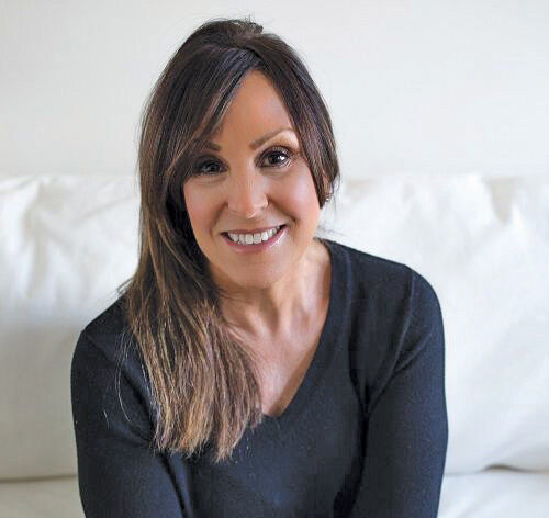 Paula Headshot Website small-1.jpg