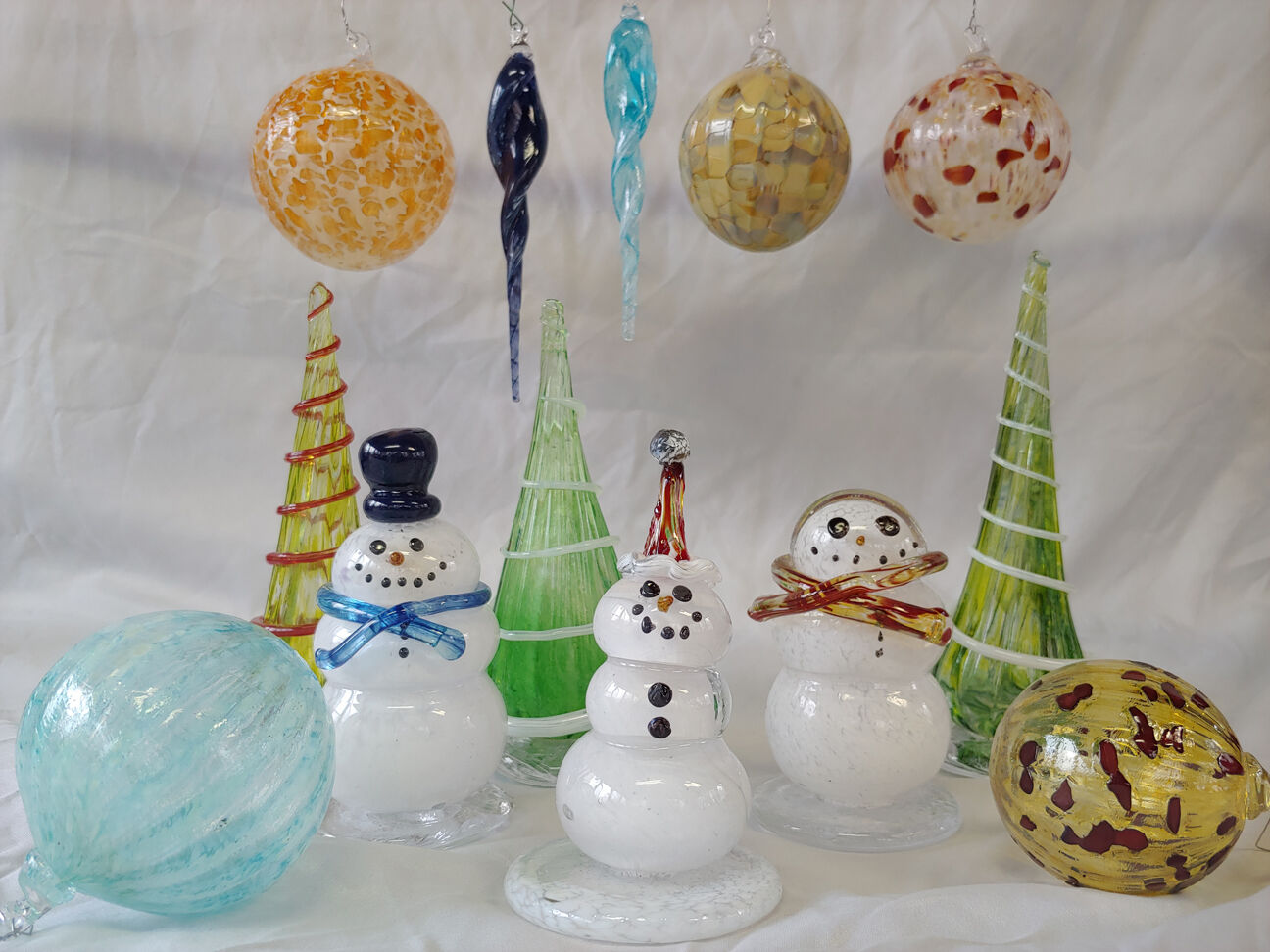 Pezzillo Holiday Palooza smaller