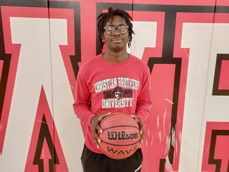 Lawrence High boys’ basketball looks to Mitchell-White for leadership