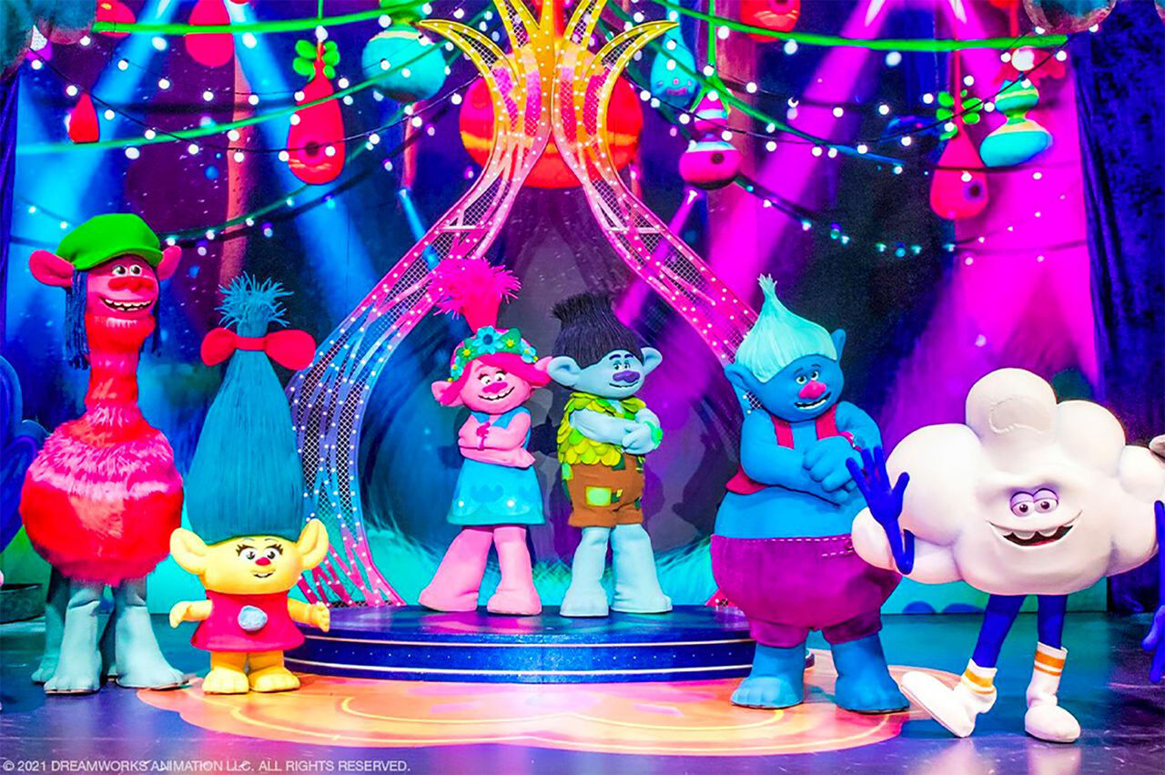 Cure -- Trolls Live.jpg