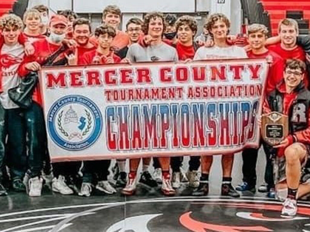 RHS MCT wrestle champs