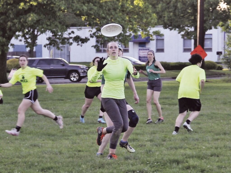 Ultimate Disc League flies high in Mercer County