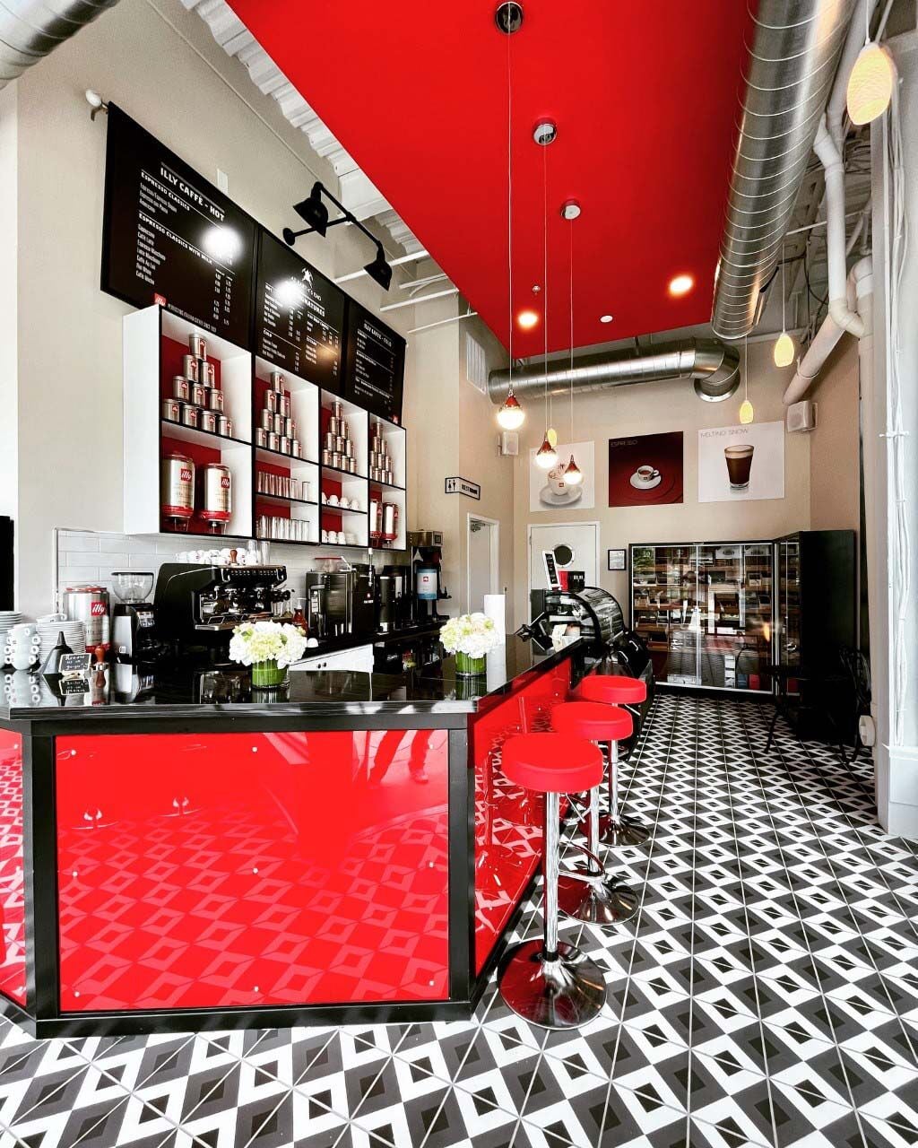 earths end interior.jpg