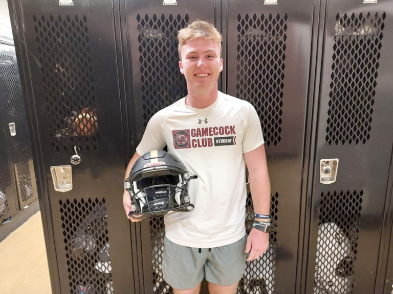 QB McKeown helps lead Hopewell Valley Bulldogs to 8-0 start