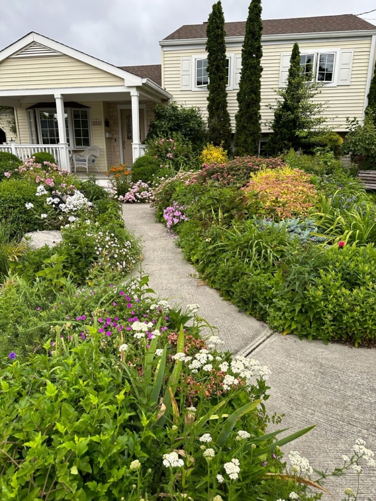 Hamilton home garden a ‘magnificent obsession’