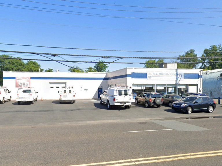 Transactions: Fennelly Secures Clergy Wear Space