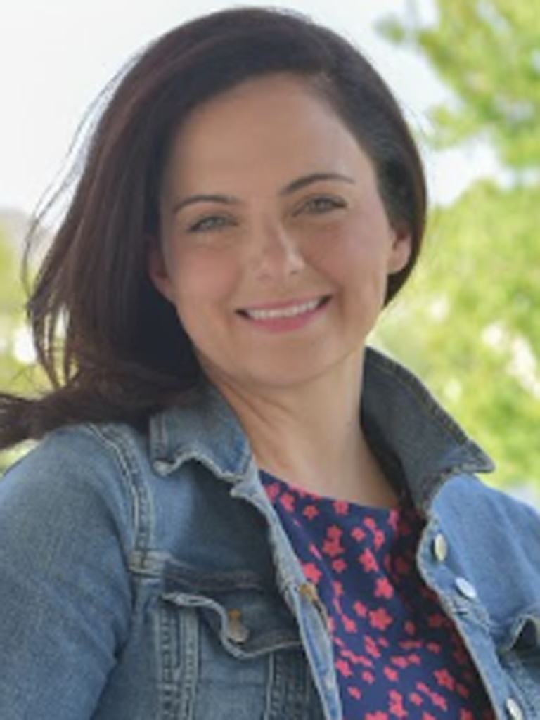 Amanda Hill. D’Angelo