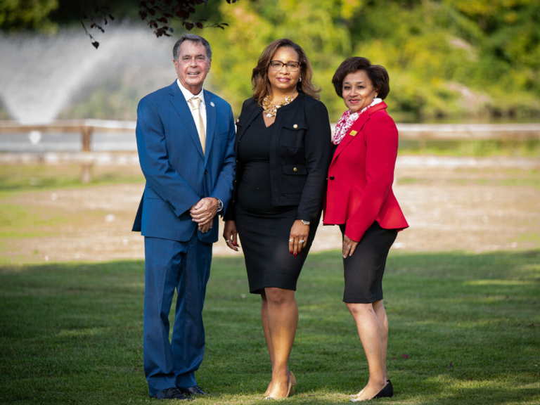 Three running unopposed for Lawrence Council