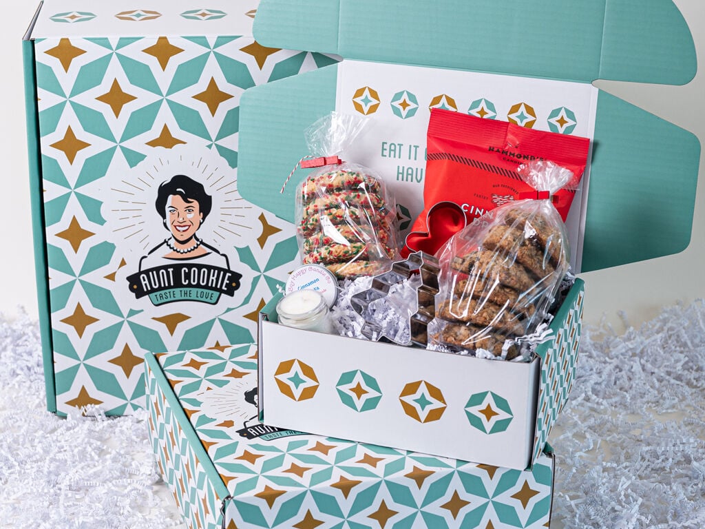 Aunt Cookie Small Gift Box.jpg
