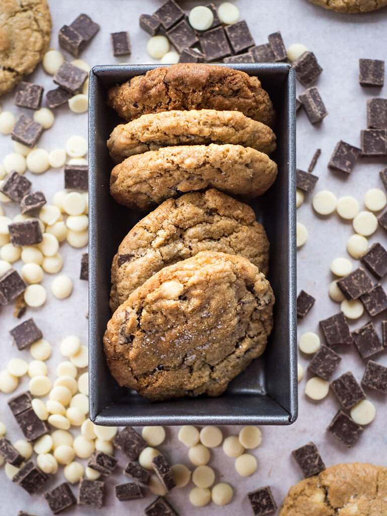 Salted Chocolate Chunk 2 - Aunt Cookie.jpg