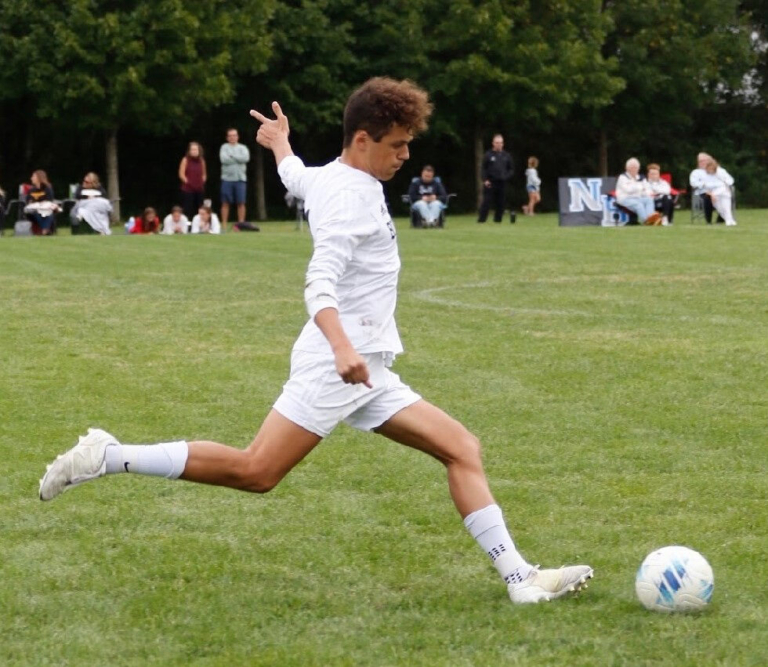 Joey Klama key to defense for Bordentown soccer