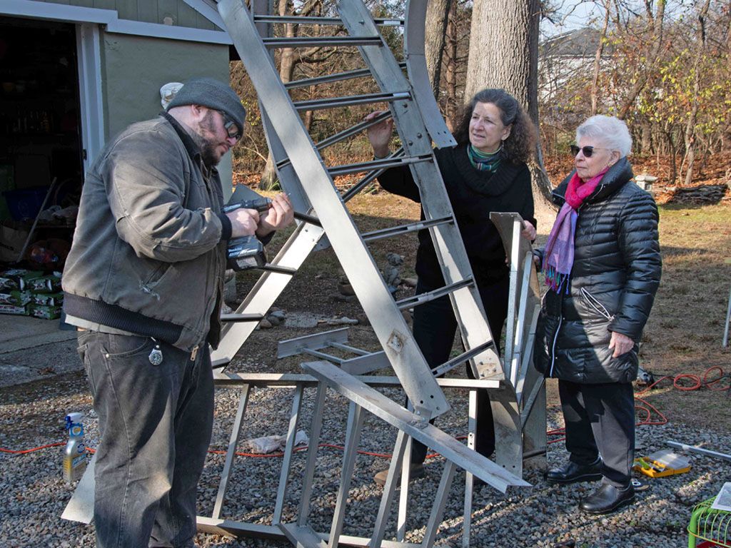 Yvonne De Carolis 2.jpg