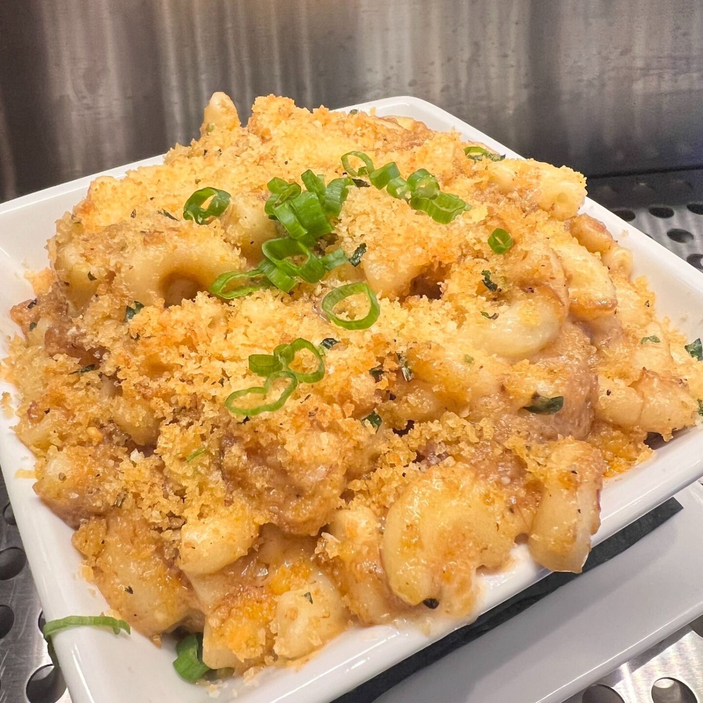 B Square mac and cheese