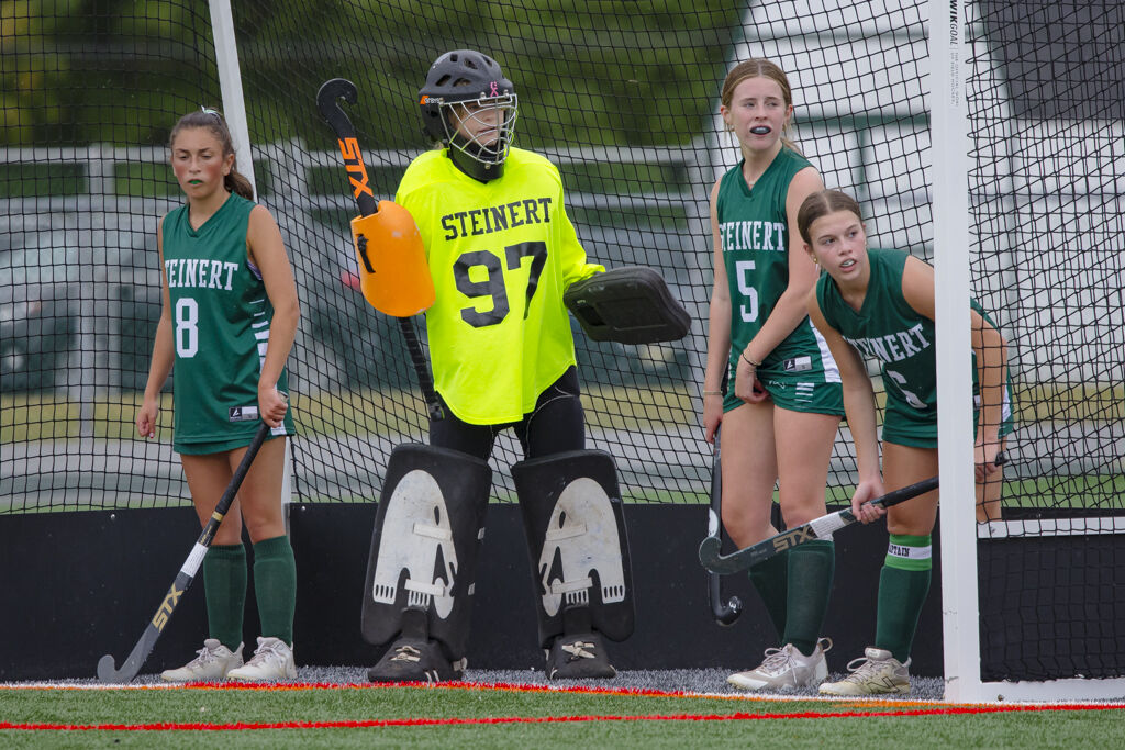 Steinert vs Lawrence Field Hockey-6728.jpg