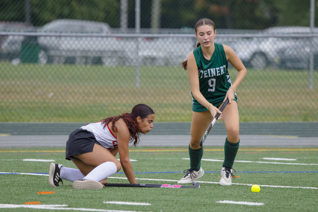 Steinert vs Lawrence Field Hockey-7014.jpg