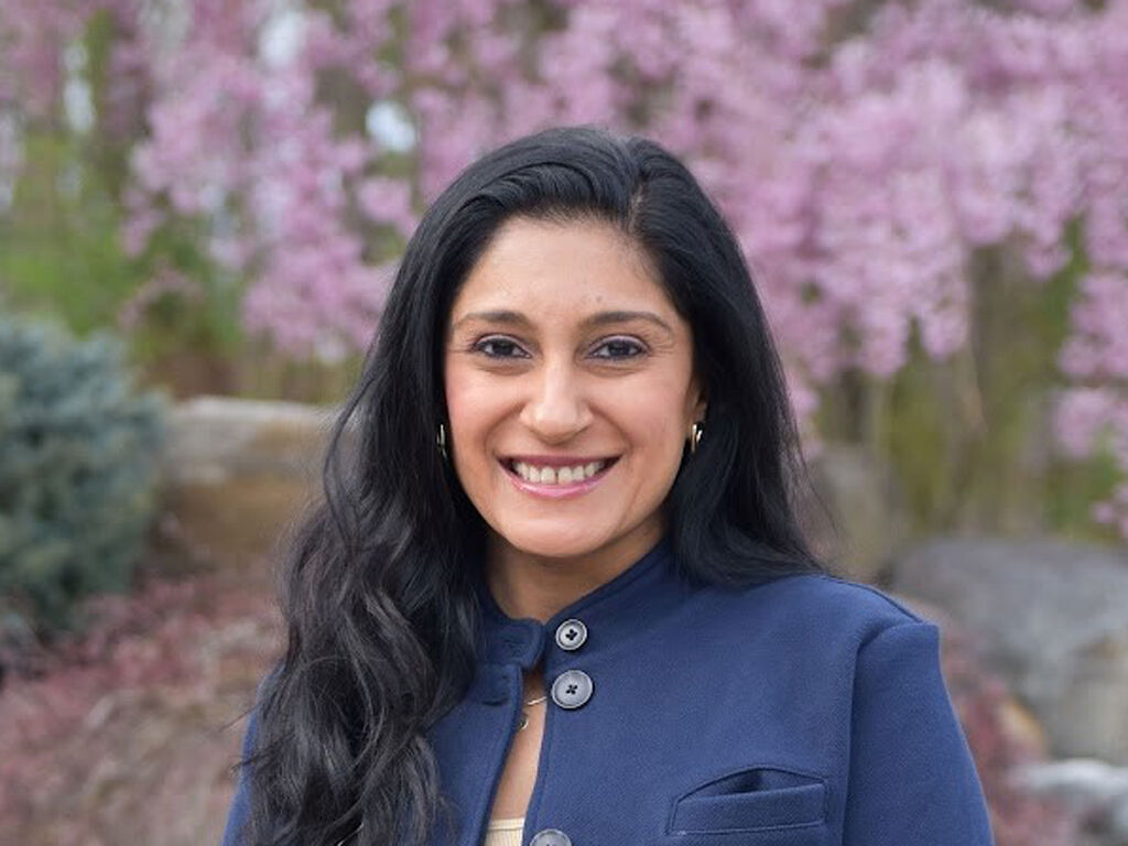 Fizza Seehra_BOE.jpg