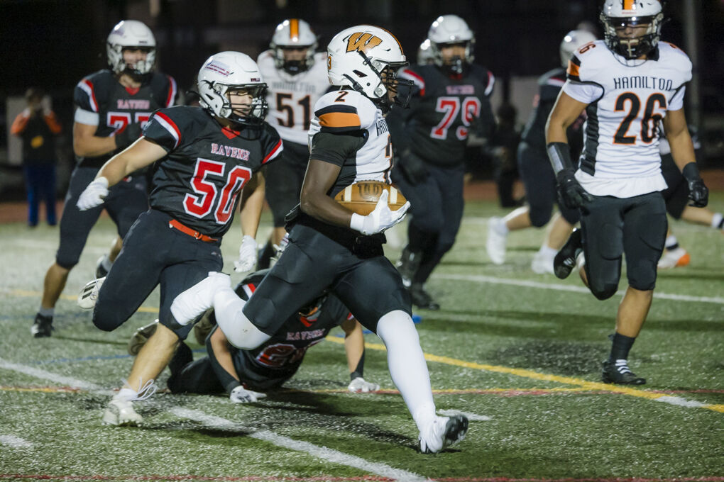 Robbinsville vs Hamilton West Football -28.jpg
