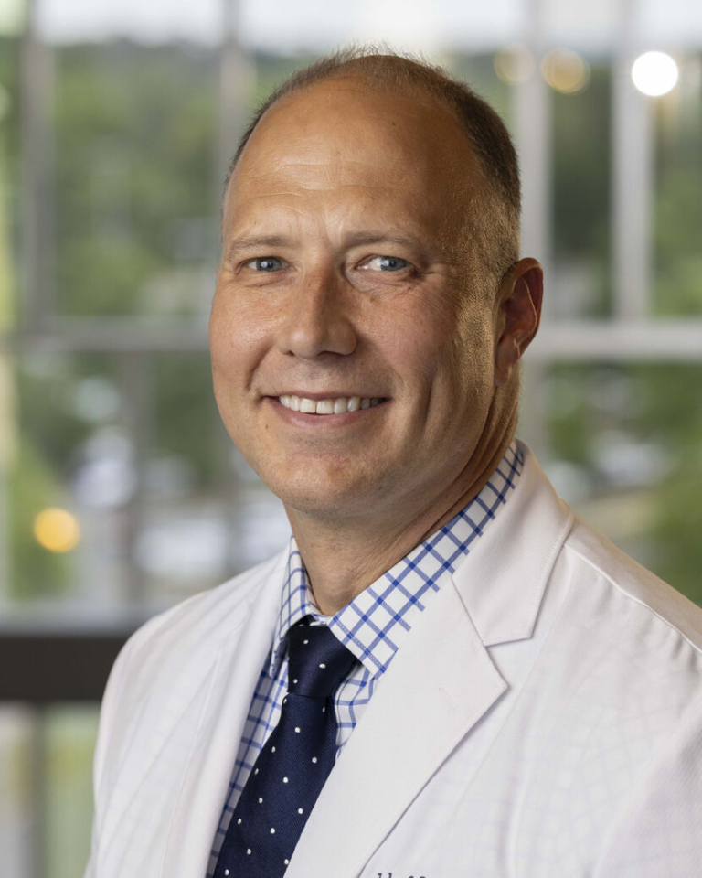Former army surgeon joins Capital Health Surgical Group