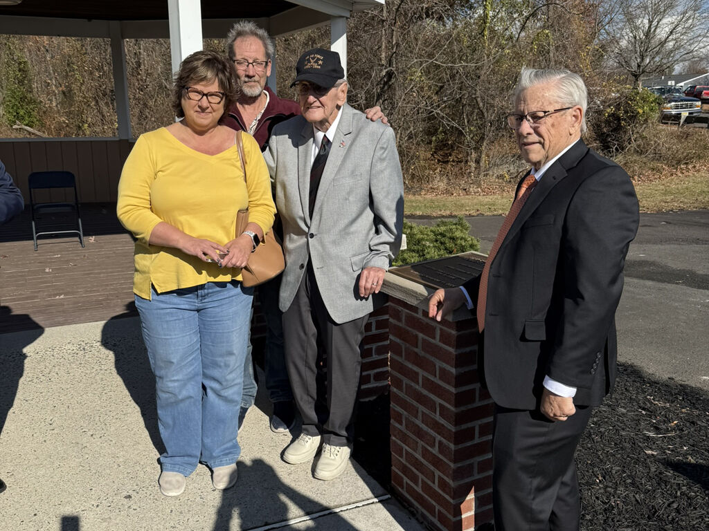 Ewing vets day 2024 (11).JPG