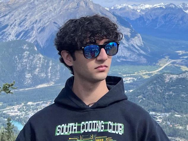 WW-P senior founds group to support Ukrainian students