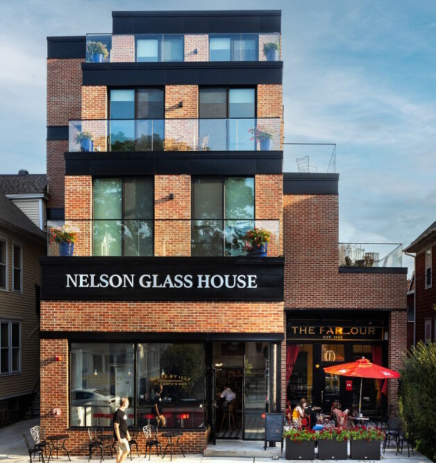 Nelson_Glass2.jpg