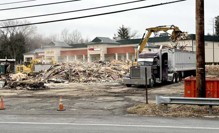 Hopewell Super Buy-Rite moves into new digs; old location demolished