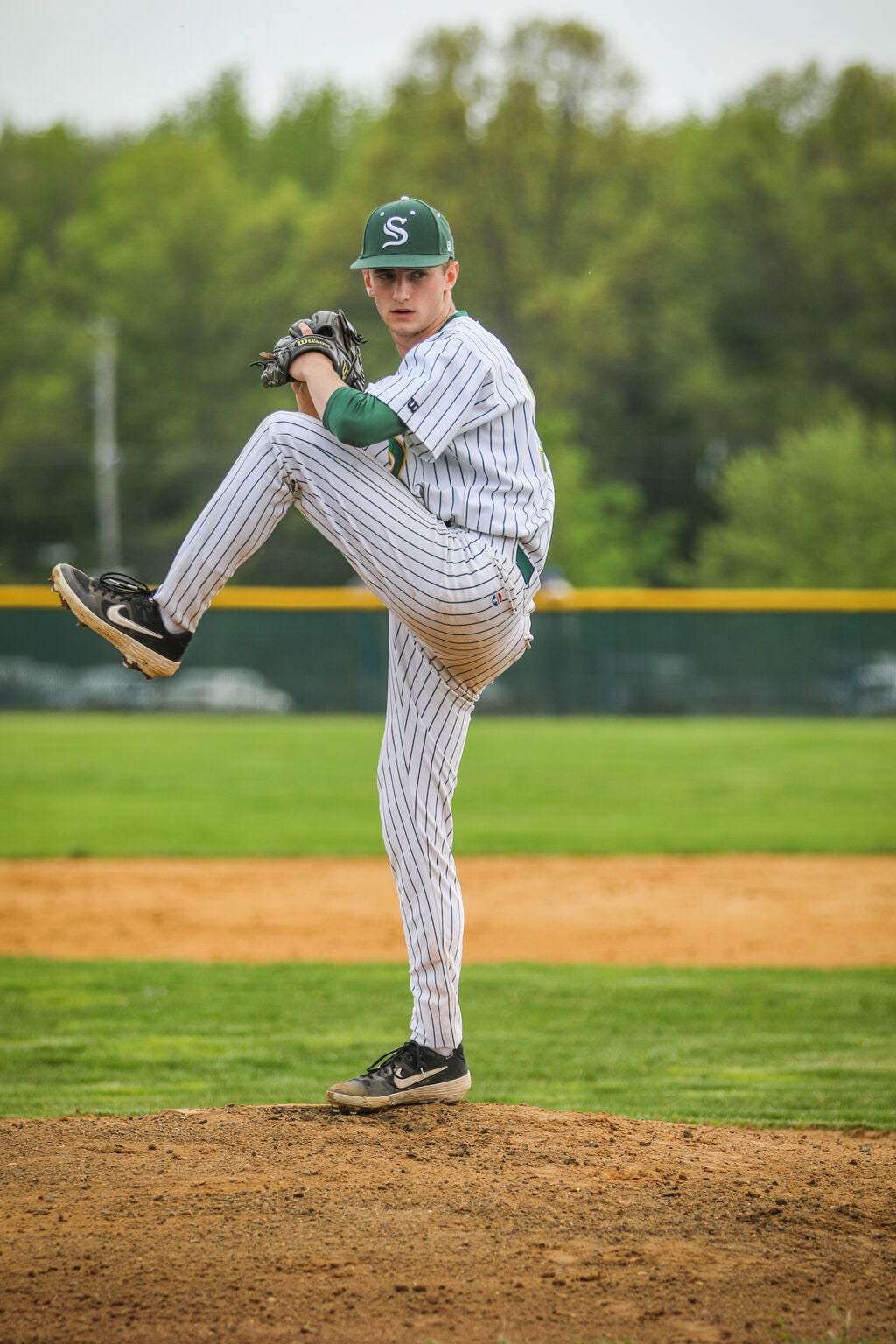 Casey Navarro pitching