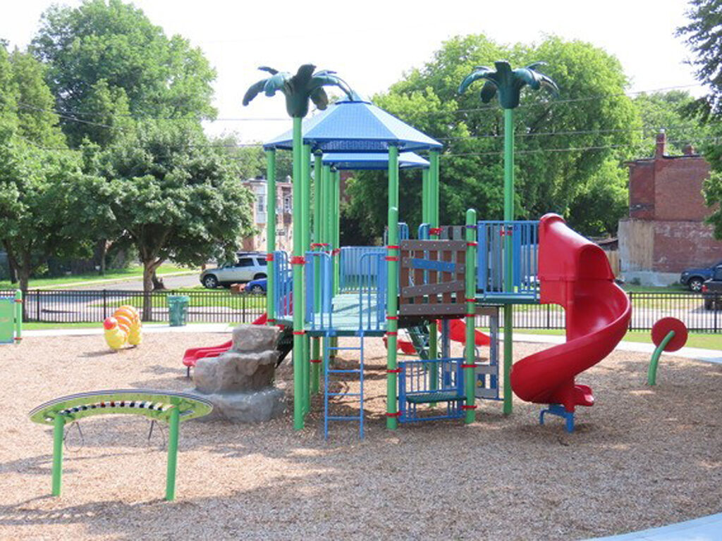 Playground at Cooper Field 4.jpg