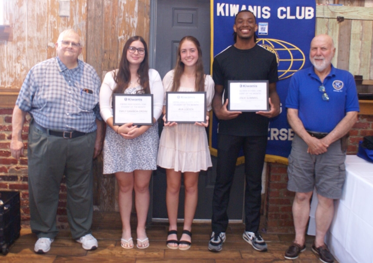 Ewing High students earn Kiwanis leadership awards