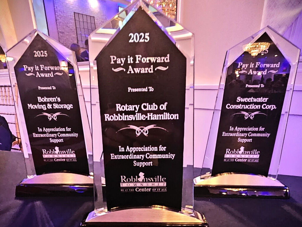 2025 pay it forward awards