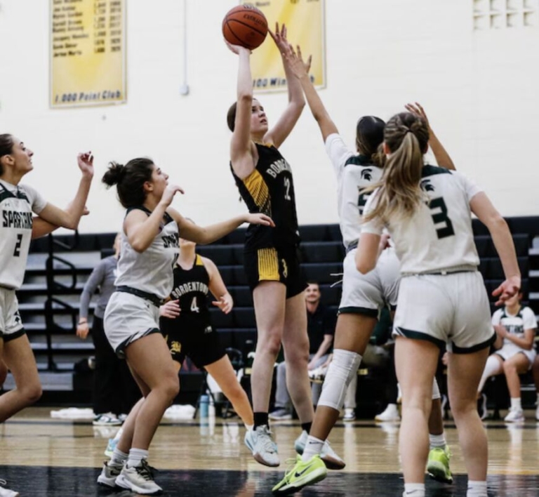 Corrin Arnold set to lead Bordentown basketball into new season