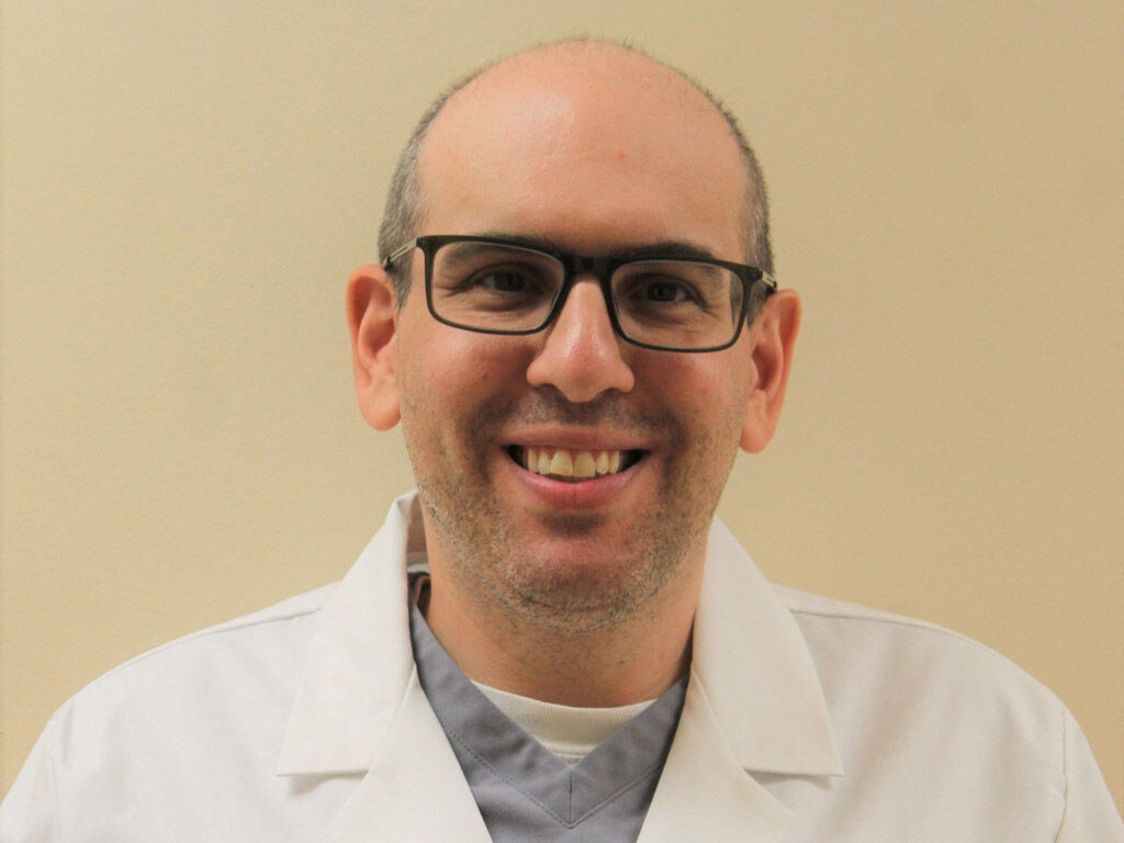 Justin Fox MD_2023.jpg